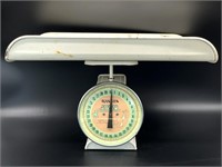 Vintage Hanson Nursery Baby Scale Model 3025