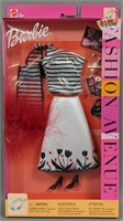 2002 Barbie Fashion Avenue