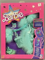 1988 Barbie Super Star Star on Ice