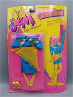 1986 JEM Truly Outrageous On Stage Fashions NRFB