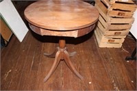 VINTAGE ROUND SIDE TABLE (PROJECT PIECE)