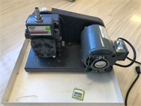Welch 1400 DuoSeal Vacuum Pump