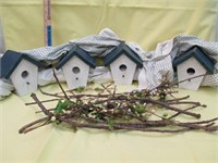 Nice Wooden Bird Houses with Decor to Hang on Wall