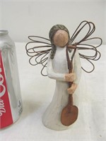 B19 Willow Tree Angel of the Garden