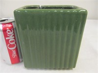 B53 Green rectangular ceramic vase