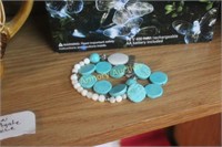 TURQUOISE DISC BEADED BRACELET