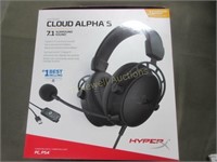 Hyper X Cloud Alpha headset for gaming