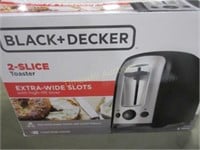 Black & Decker 2 slice extra wide slot toaster