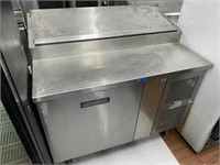 Randell Commercial Refrigerated Prep (Wheeled)