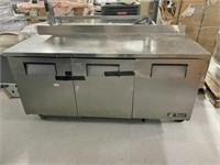 True Refrigerated Prep Cart (Broken Doors)