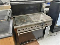 Large Commercial Griddle/Oven