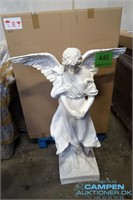 Engel figur i hvid H115 cm.