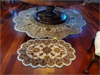 SCALLOPED FLORAL AREA RUG WITH SMALL RUG