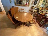 Circular Wood Kitchen Table w/2 Leaves 46" Dia
