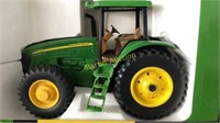 JD 7820 Tractor