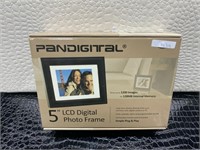 Pan digital 5” LCD Digital photo frame