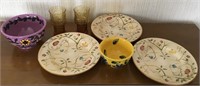 Lot of floral dishes