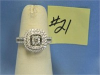 14kt, 6.3gr White Gold Diamond Ring, Size 6 1/2,
