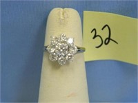 14kt, 3.1gr., White Gold Floral Design Diamond