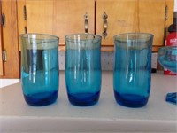 10 PIECE BLUE GLASS