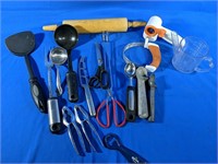 Assorted kitchen tools