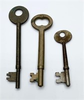 3 Assorted Caboose Keys