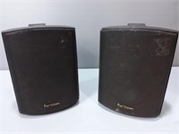 Pro-linear Indoor/Outdoor Speakers
