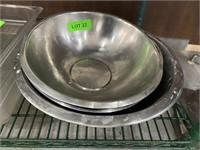 (4) 12-13" S/S Bowls