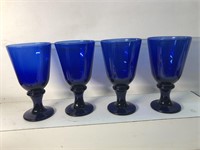 Vintage lot of 4 cobalt blue glass goblets