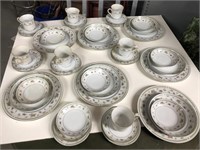 44 pc Abington China from Japan floral pattern