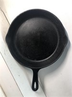 Vintage cast iron frying pan #8