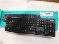 Logitech Computer Keyboard Model: MK270