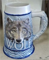 2000 Avon Grey Wolf Stein w/ box