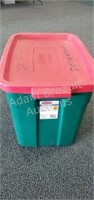 Rubbermaid roughneck 18 gallon holiday storage