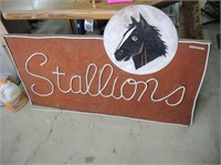 STALLON WOOD SIGN ROPE NEEDS GLUEI IN SPOTS