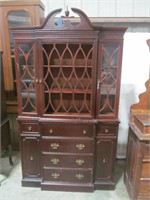 China cabinet, no glass in top middle