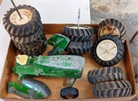 JD Toy Tractor & Tires