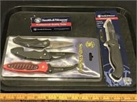 SMITH AND WESSON KNIFE COLLECTION