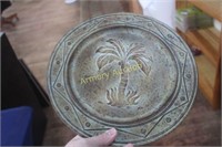 PALMETTO DECORATED METAL PLATE