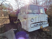 Ford F800 w/Rosco tar tank system NO TITLE