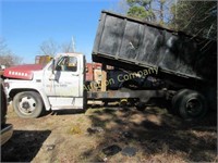 1988 Chevrolet w/Hydraulic dump bed NO TITLE