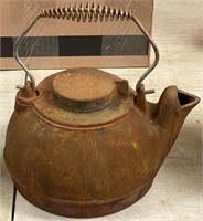 CAST IRON KETTLE W/HANDLE NEEDS CLEANING & SEASON