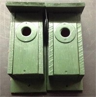 Pair of 17 inch bird houses