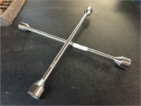 Chrome 4-way Lug Wrench