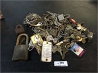 Lot of Vintage Keys & Locks