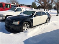 2008 Dodge Magnum Base