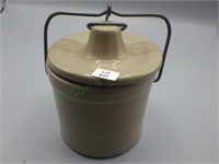 Vintage earthenware locking top lidded crock!