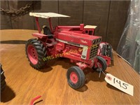 International 1066 Toy Tractor