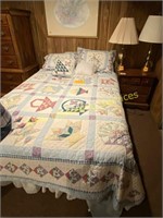 Full Size Bed, Frame, Quilt, Pillows