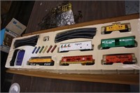 "HO" Scale Train Set